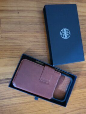 Fibonacci Dreem iPhone 17 Pro Max Wallet/Phone Case Brown NEW in Box